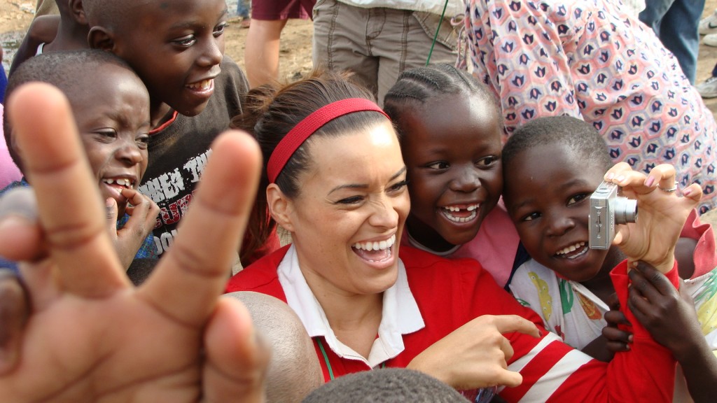 Claudia Figueroa showed Kibera children what they danced liked. And laughed. Claudia was here.